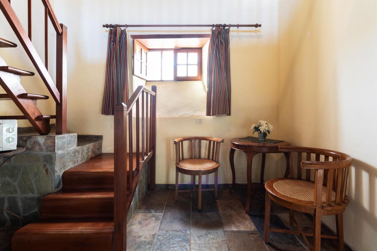 Casa Del Cura Viejo Pension Arafo Buitenkant foto